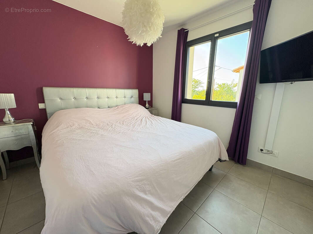 Maison à LAVERNOSE-LACASSE