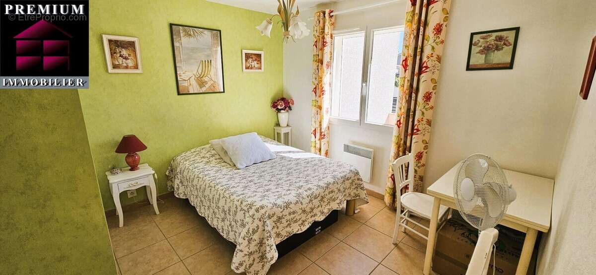 Maison à PEZILLA-LA-RIVIERE