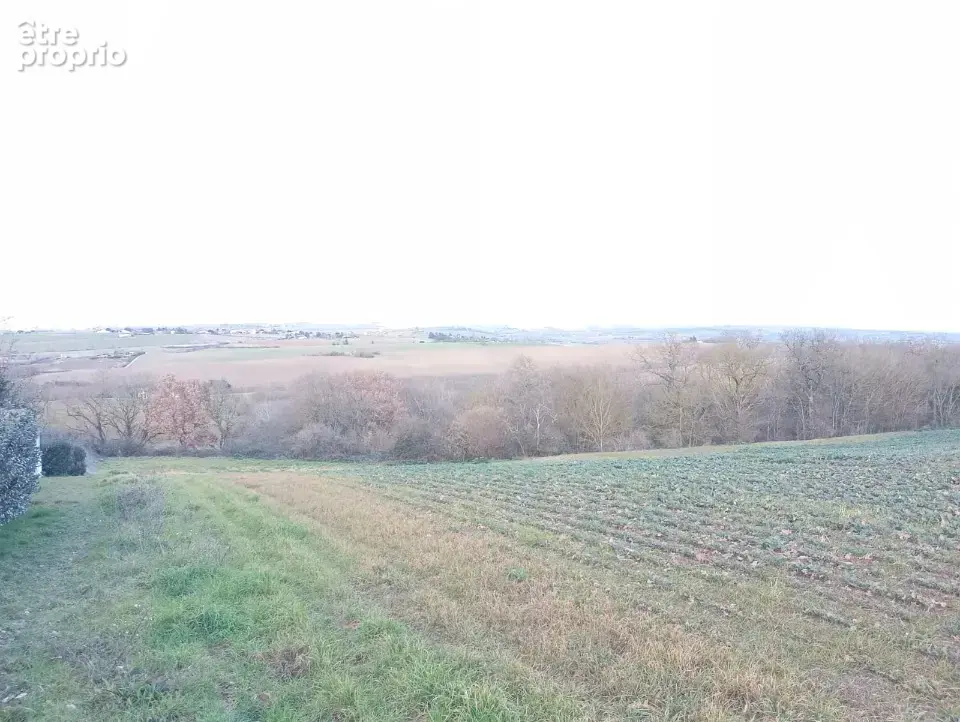 Photo Terrain à Montbrun-Lauragais au prix de 95 000€