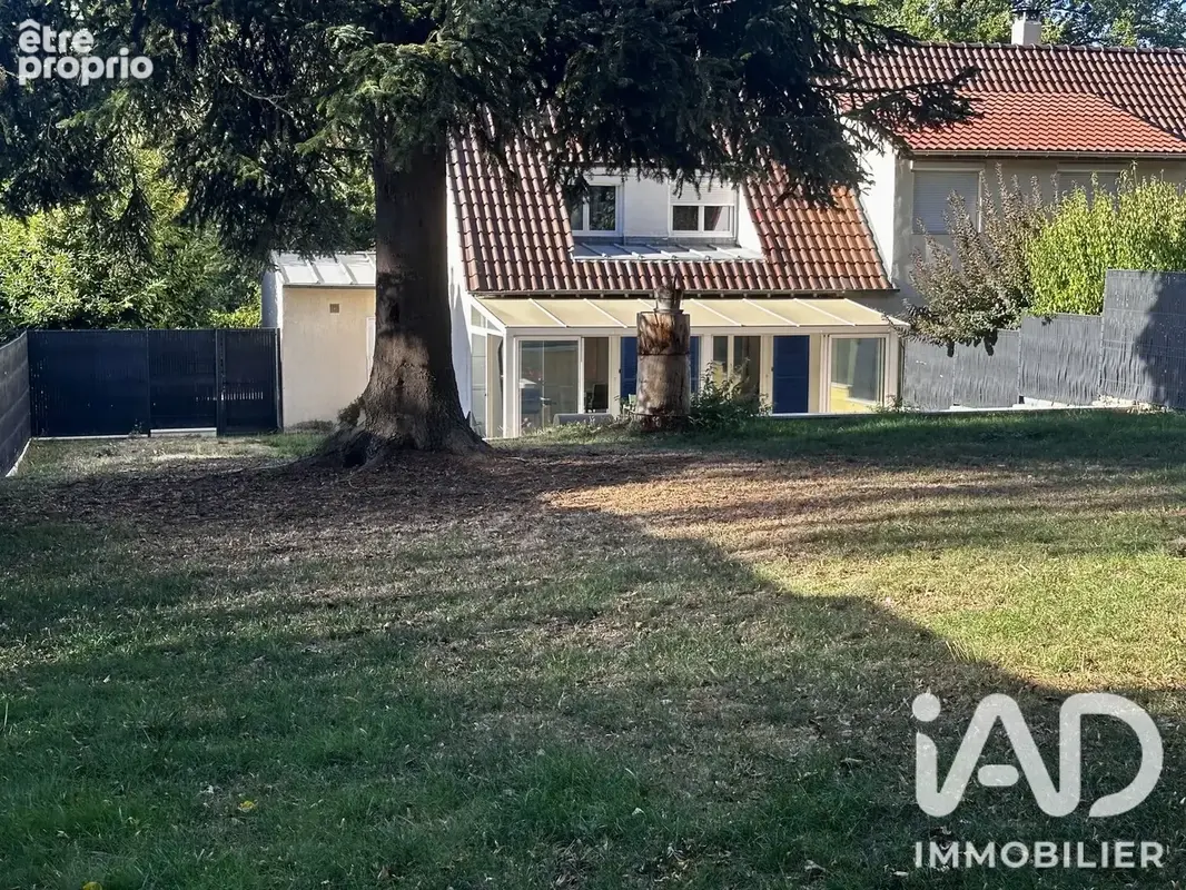 Photo 1 - Maison à SAINT-FARGEAU-PONTHIERRY