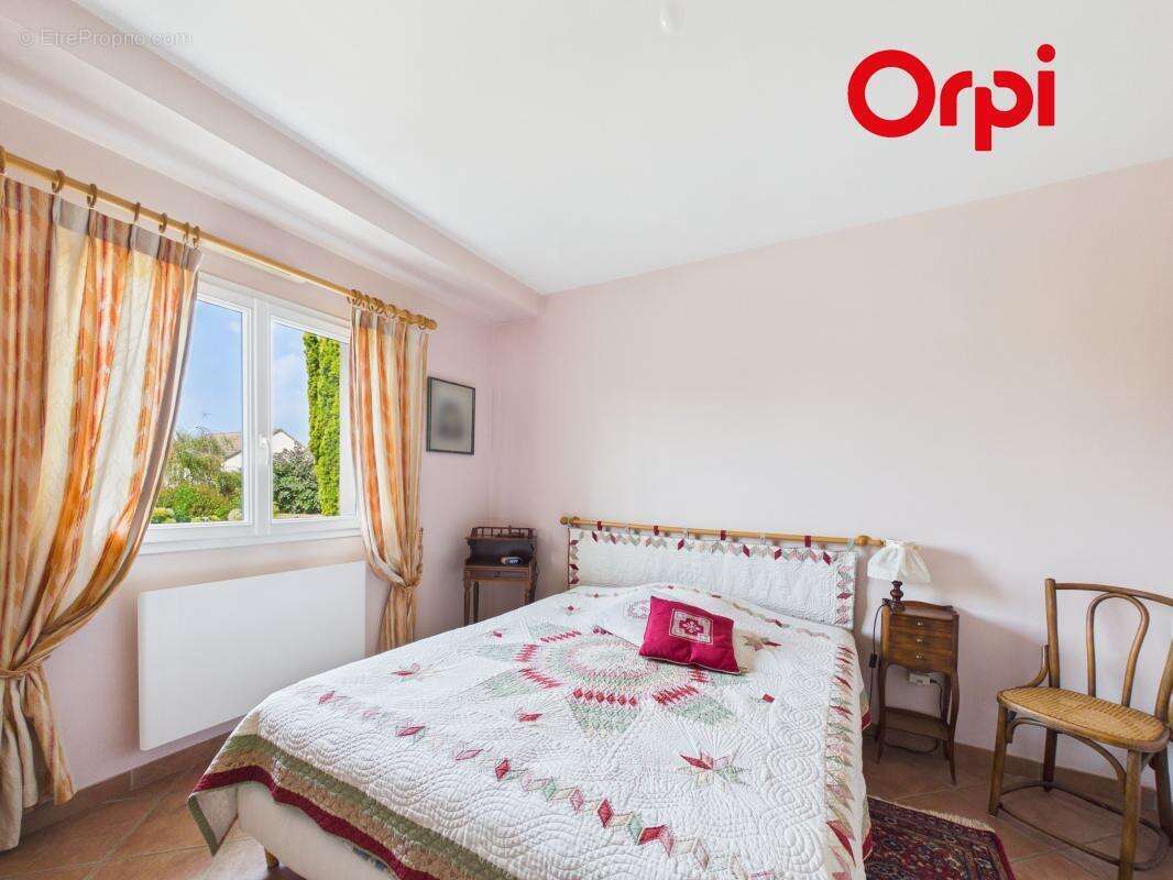 Maison 5 chambres à deux pas des commodités - photo 8