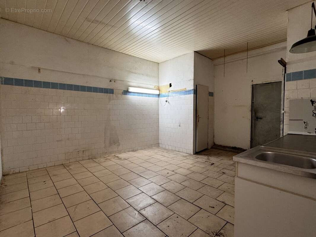 Commerce 124 m² à Aucamville  - photo 2