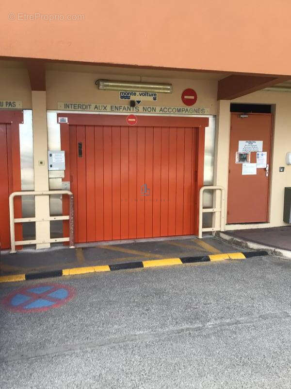 Appartement à ROQUEBRUNE-CAP-MARTIN