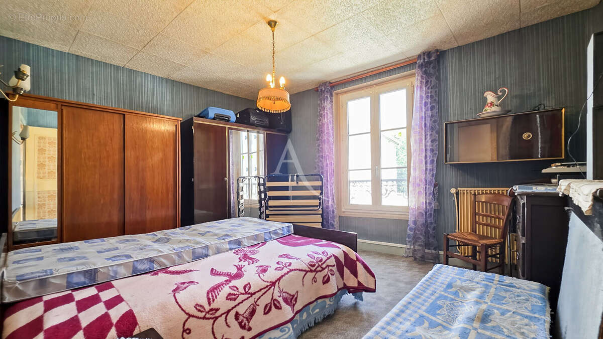 Maison à HARDRICOURT