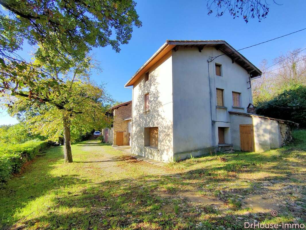Maison à SAINT-BARDOUX