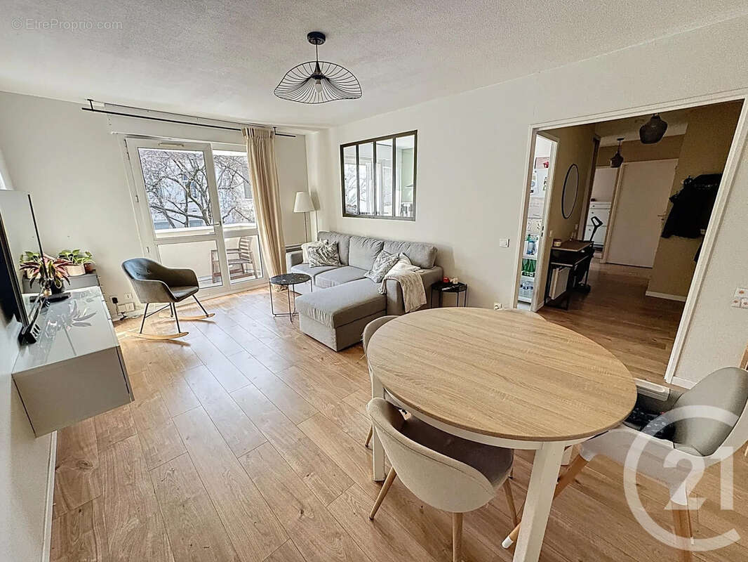 Appartement à LYON-7E