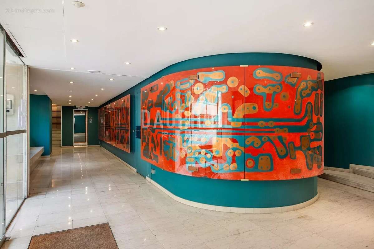 Appartement à PARIS-7E