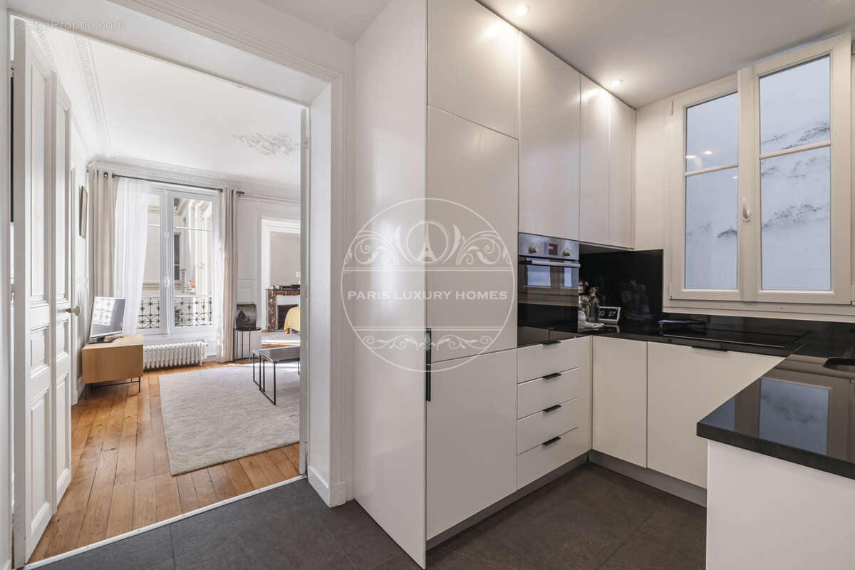 Appartement à PARIS-9E