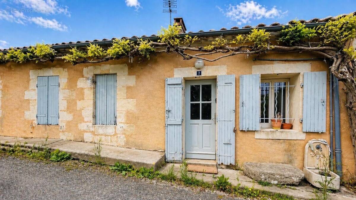 Photo 1 - Maison à CARS
