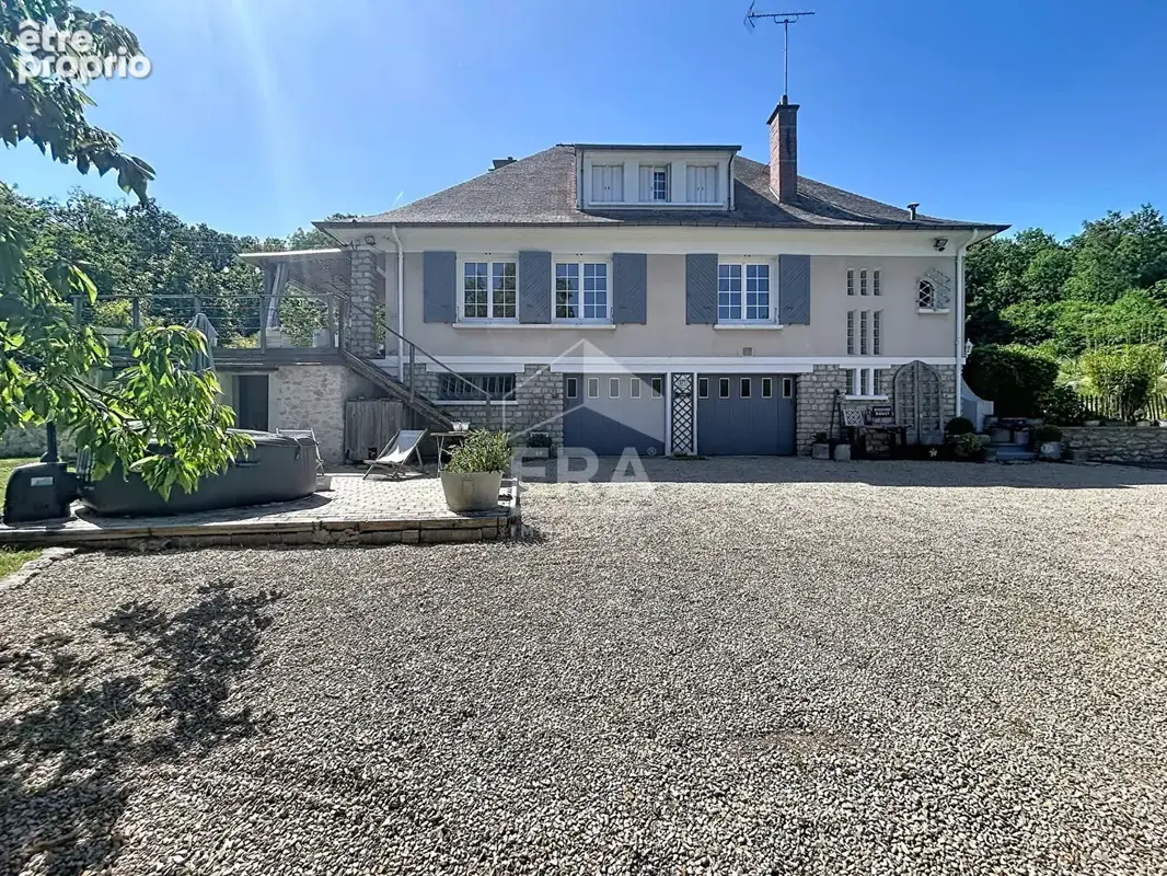 Maison 189m² à saint-cyr-la-rivière - photo 1