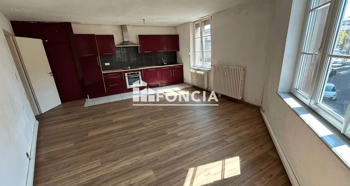 Sarrebourg – Spacieux Appartement F3 de 83 m² à Rénover – Idéal Investisseur ou Primo-Accédant ! - photo 2