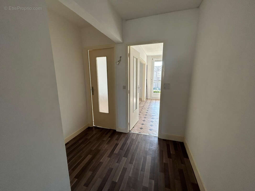 Secteur clemenceau appartement type 4 de 78 m2 + cave - photo 5