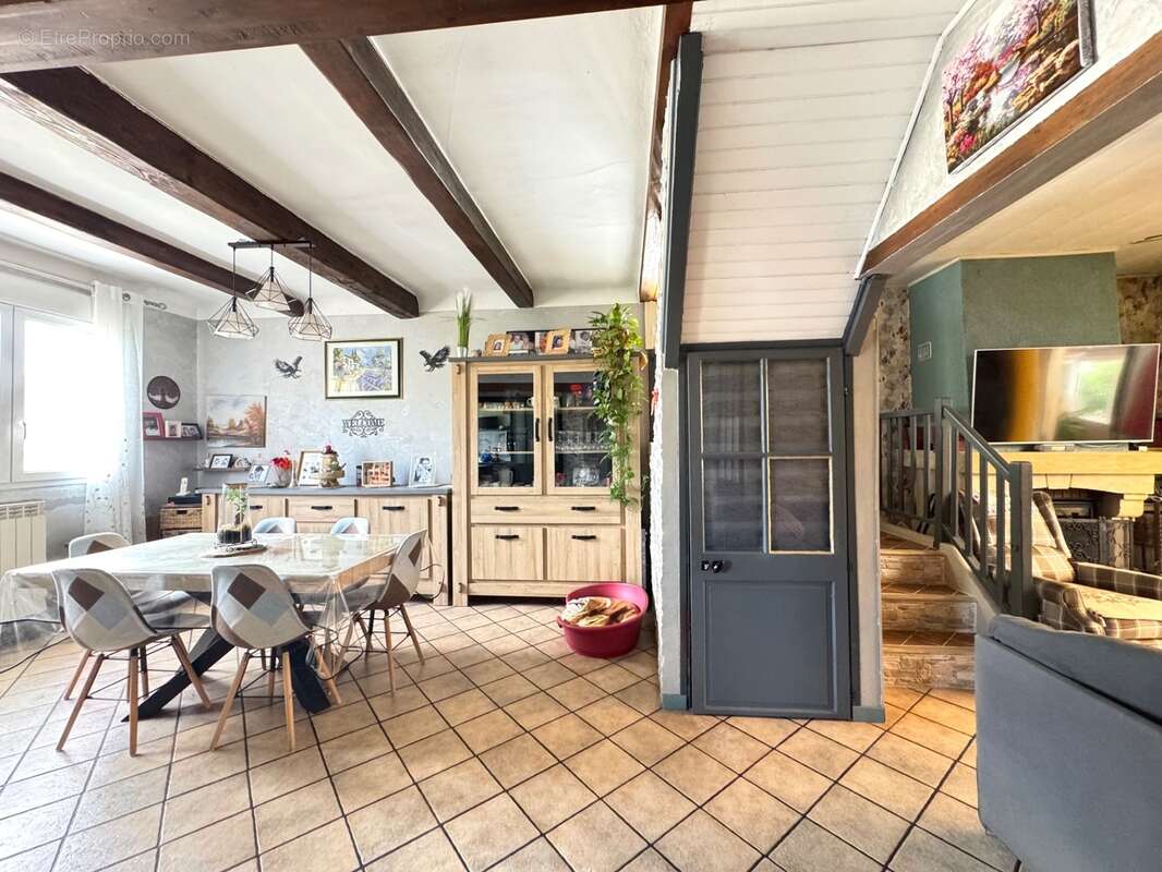 Belle maison familiale non mitoyenne 6 pièces à vendre - 120 m² avec jardin et garage - AULNAY SOUS BOIS 12 minutes de Paris - photo 4