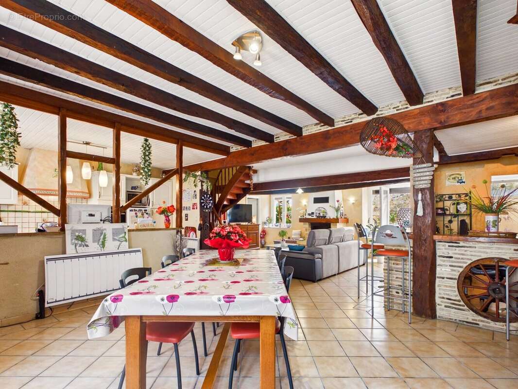 Maison de village avec grand cours - photo 3