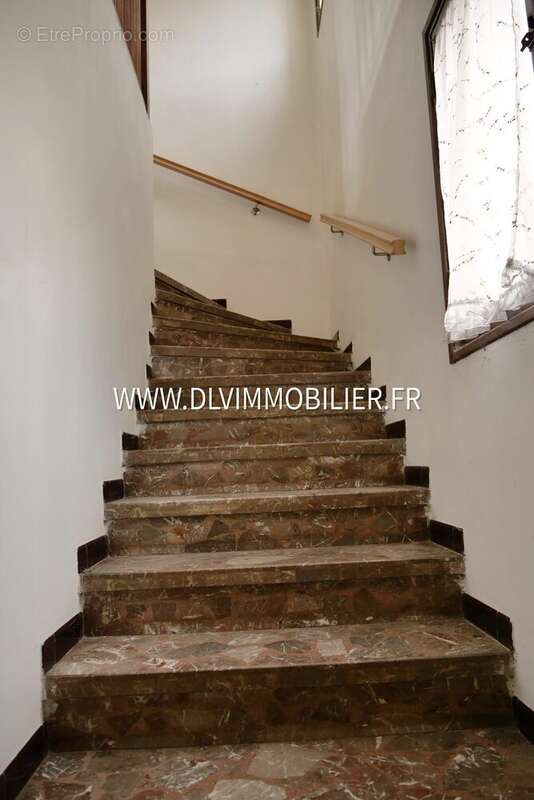 Maison provençale familiale – 148 m² hab. 3/4 ch. + garage - photo 3