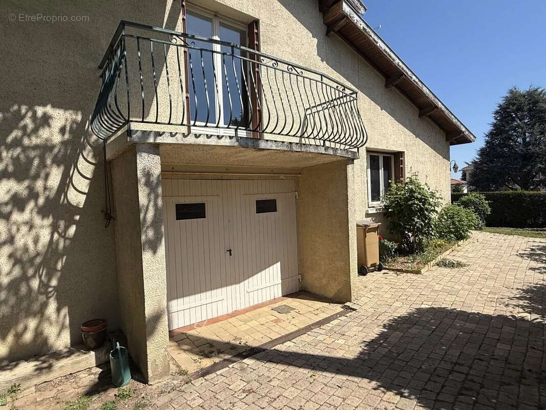 Maison à CORCELLES-EN-BEAUJOLAIS