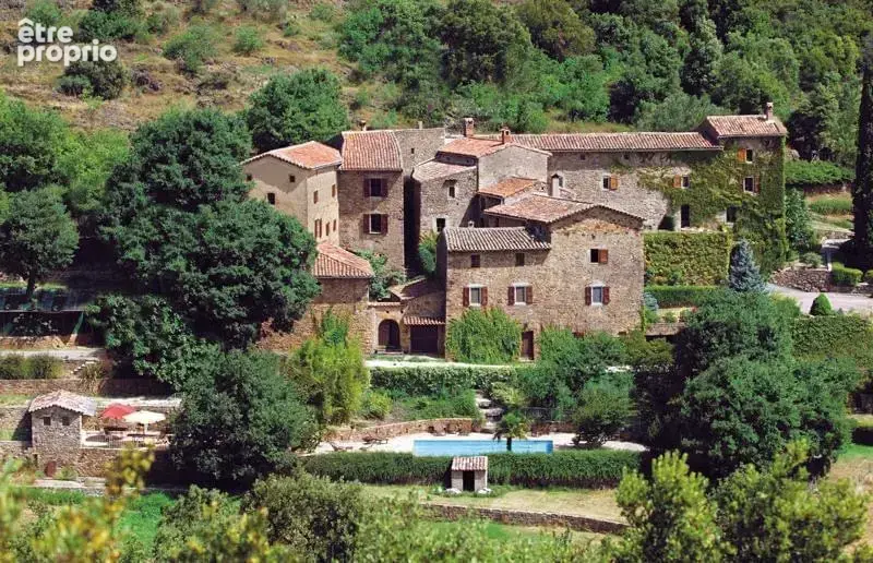 MAS DE 847 m2 sur 20 hectares. - photo 11