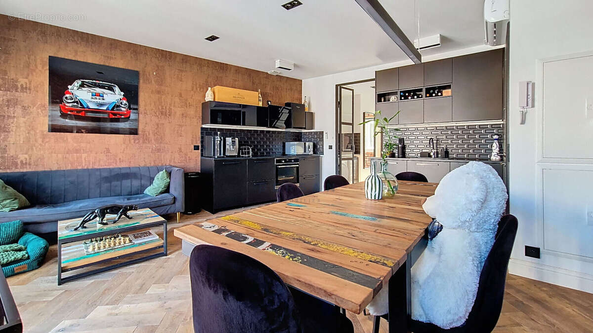 Appartement au coeur du centre ville de saint raphaël - photo 3