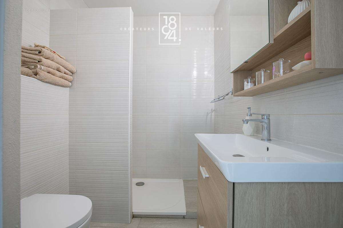 Appartement à MARSEILLE-9E
