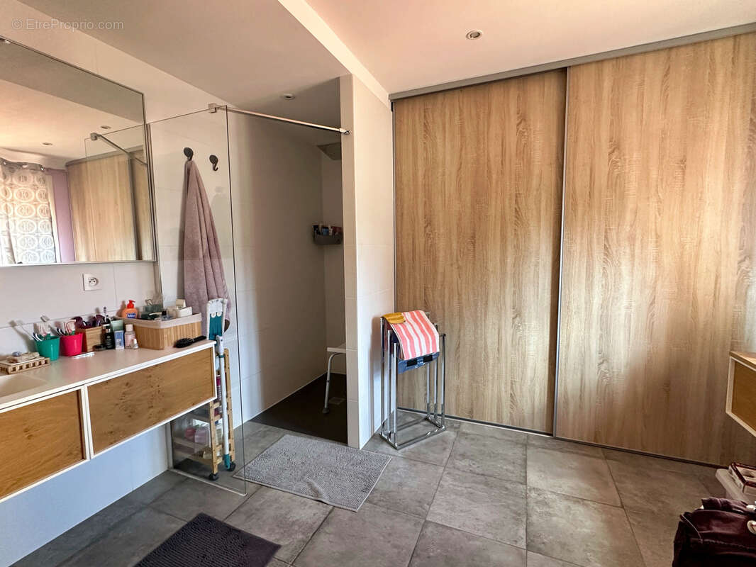 Maison à VILLENEUVE-LA-RIVIERE