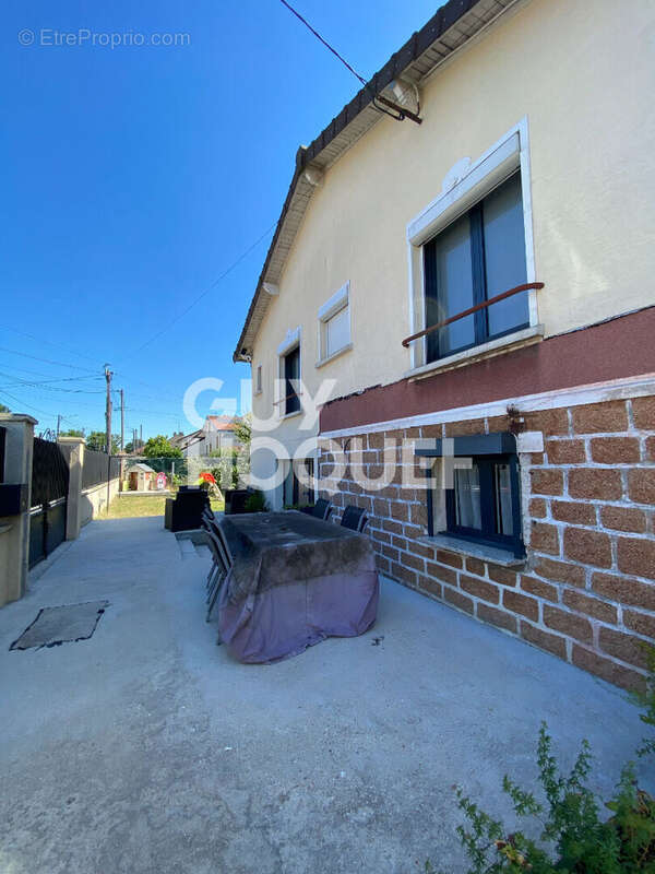 Maison à CHELLES