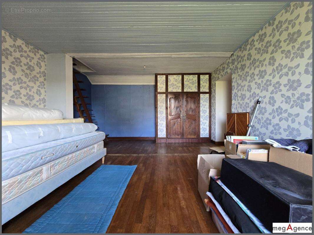 Maison à SAINT-AUBIN-DU-CORMIER