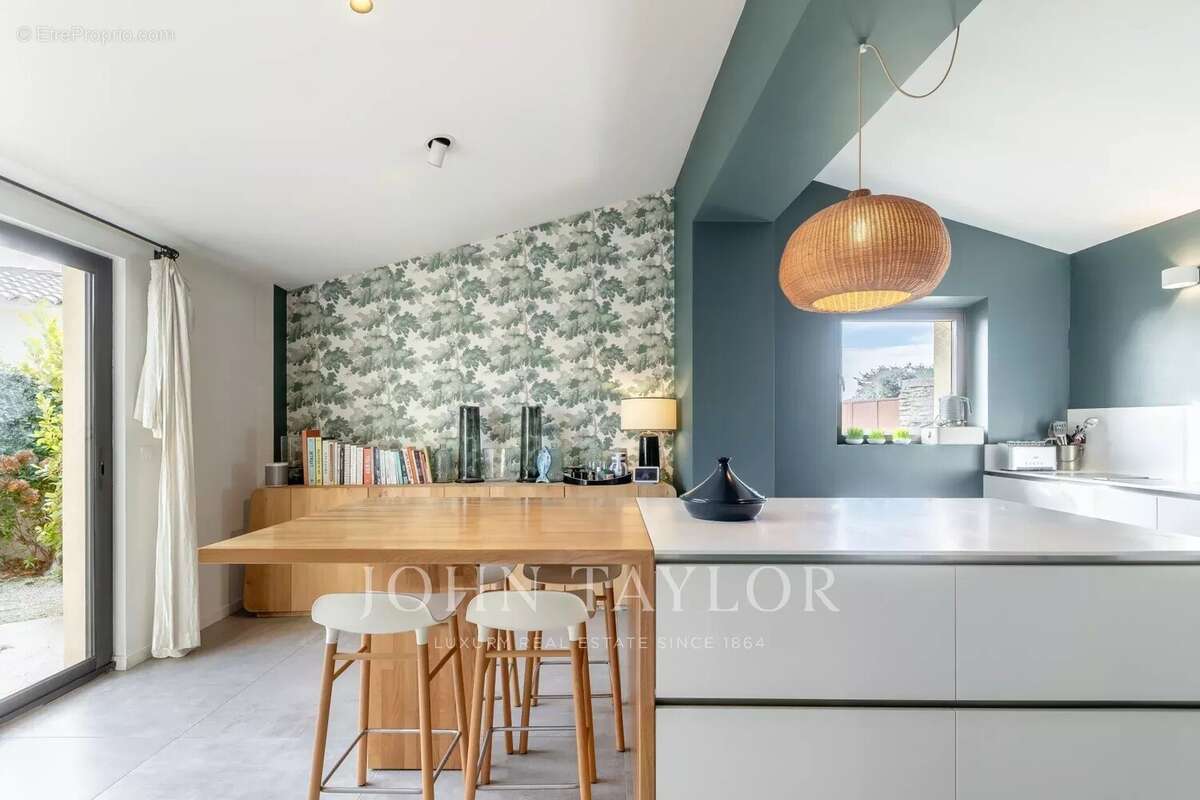 Maison à CABRIERES-D&#039;AVIGNON