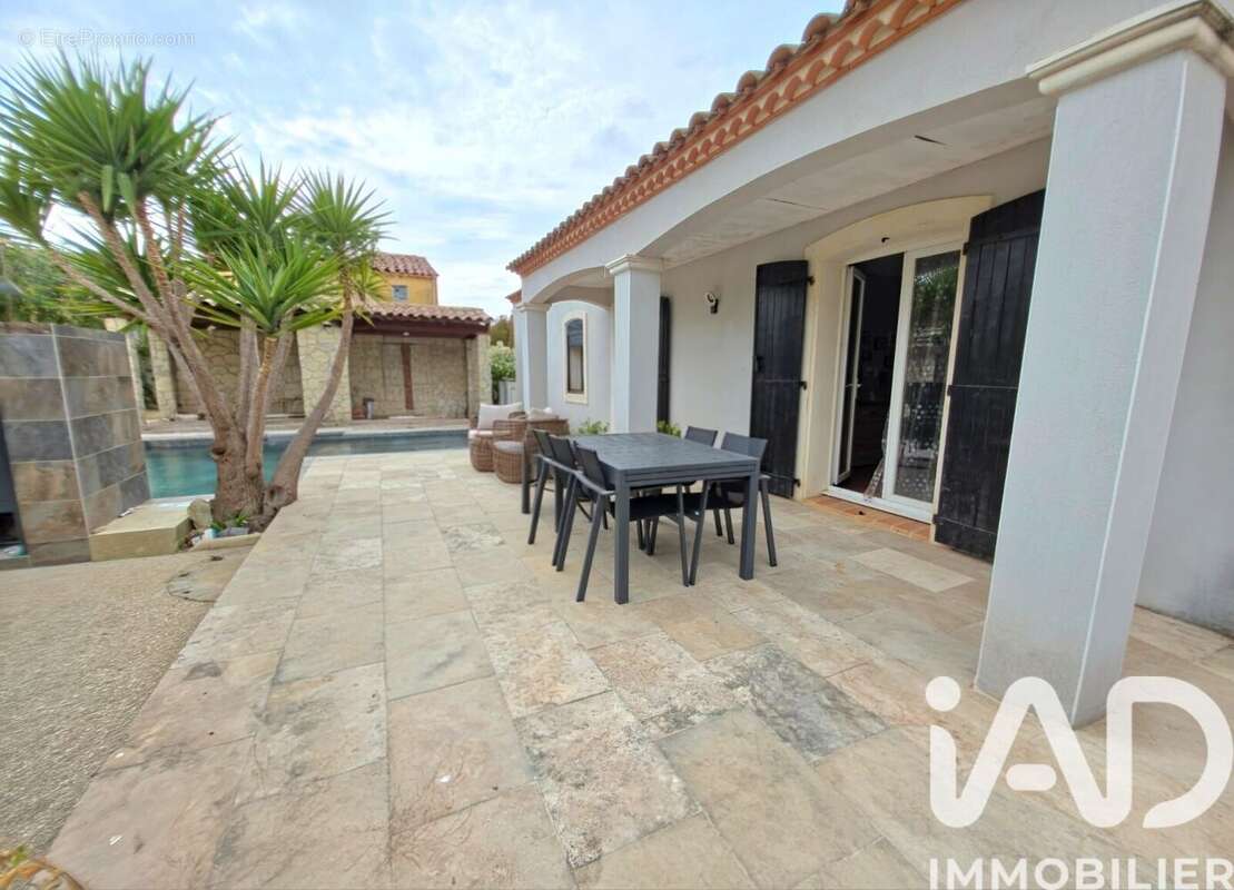 Photo 3 - Maison à GENERAC
