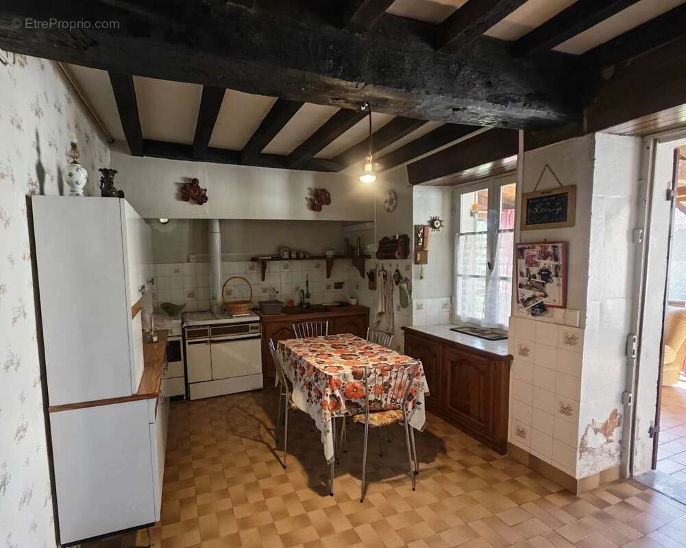 Maison à AUBETERRE-SUR-DRONNE