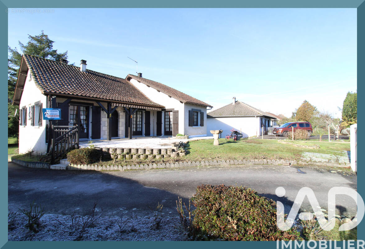 Photo 1 - Maison à SAINT-MEXANT