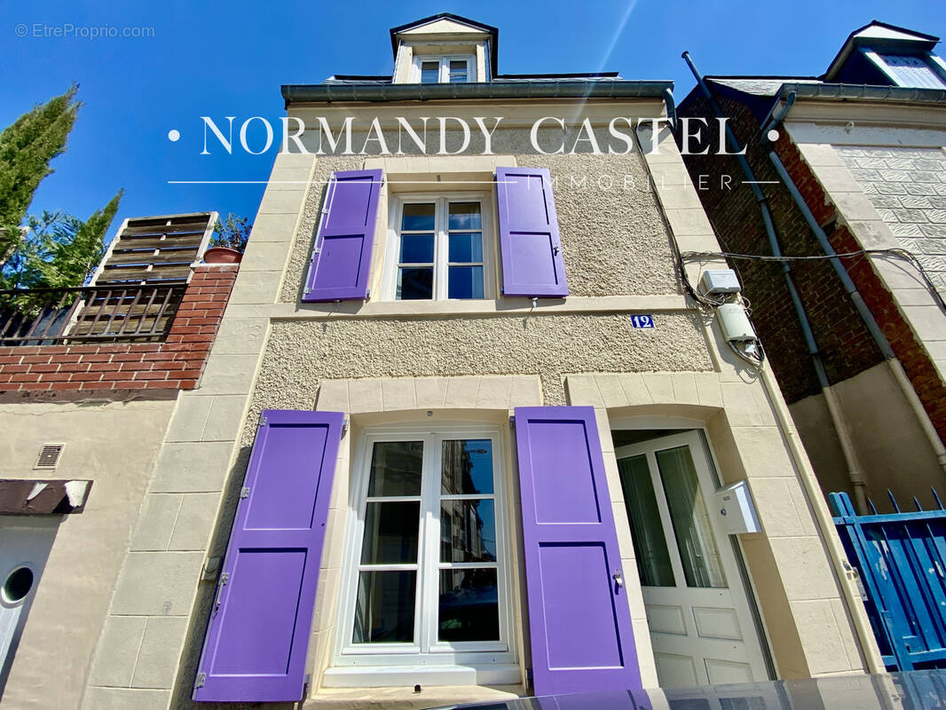 Maison à TROUVILLE-SUR-MER