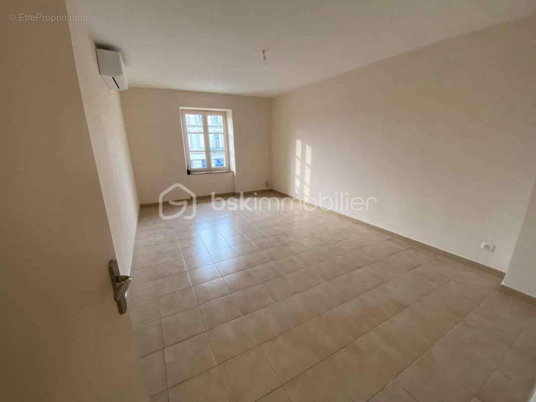 Appartement à PONT-SAINT-ESPRIT