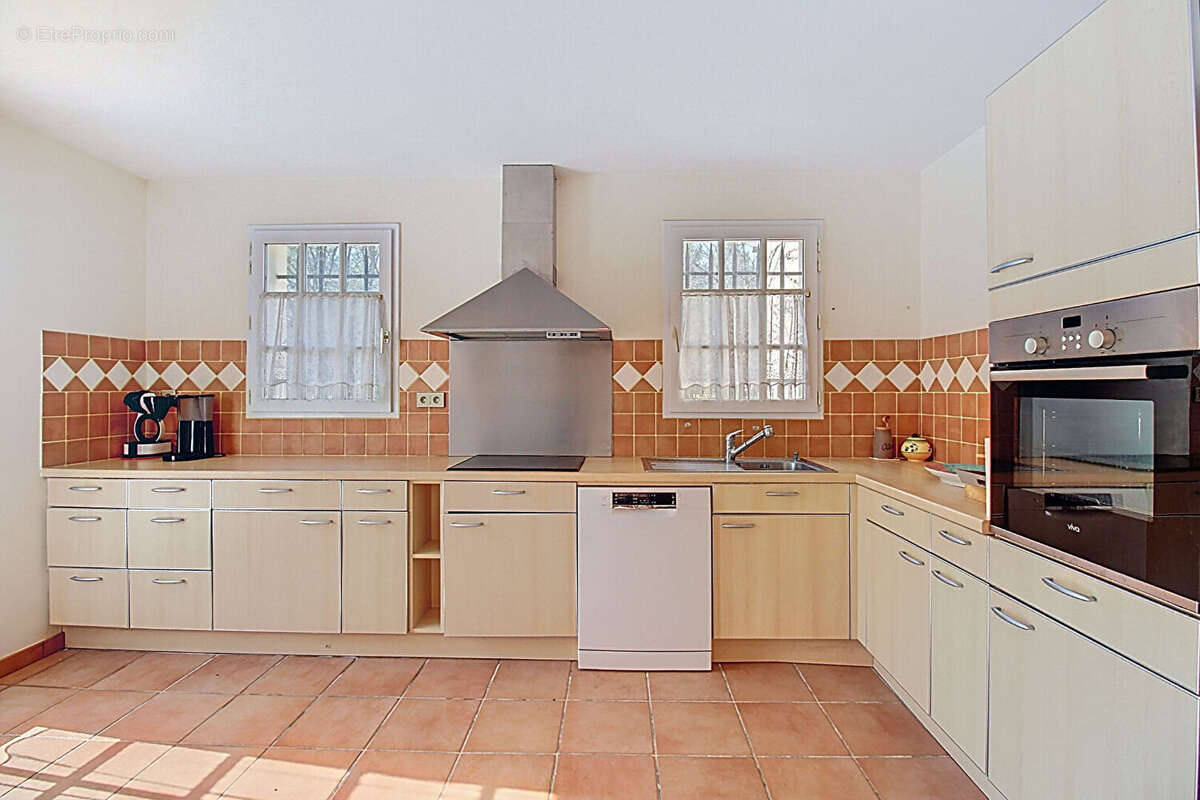 Maison à TRANS-EN-PROVENCE