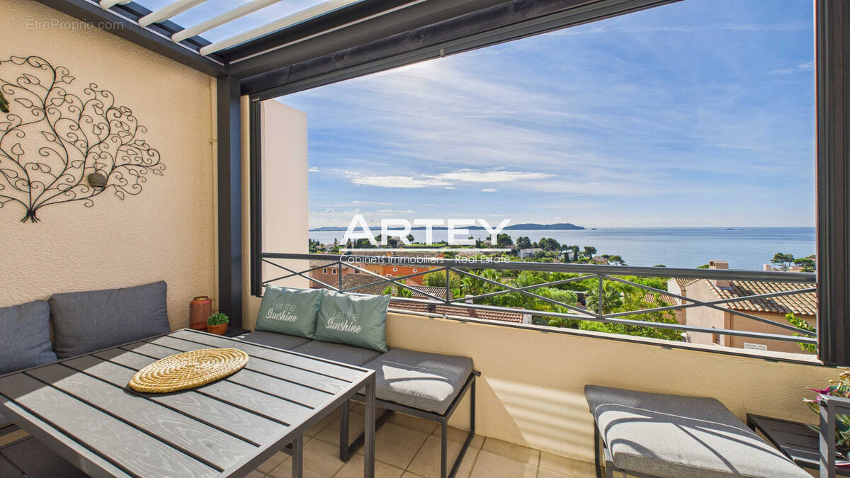 Appartement à CARQUEIRANNE