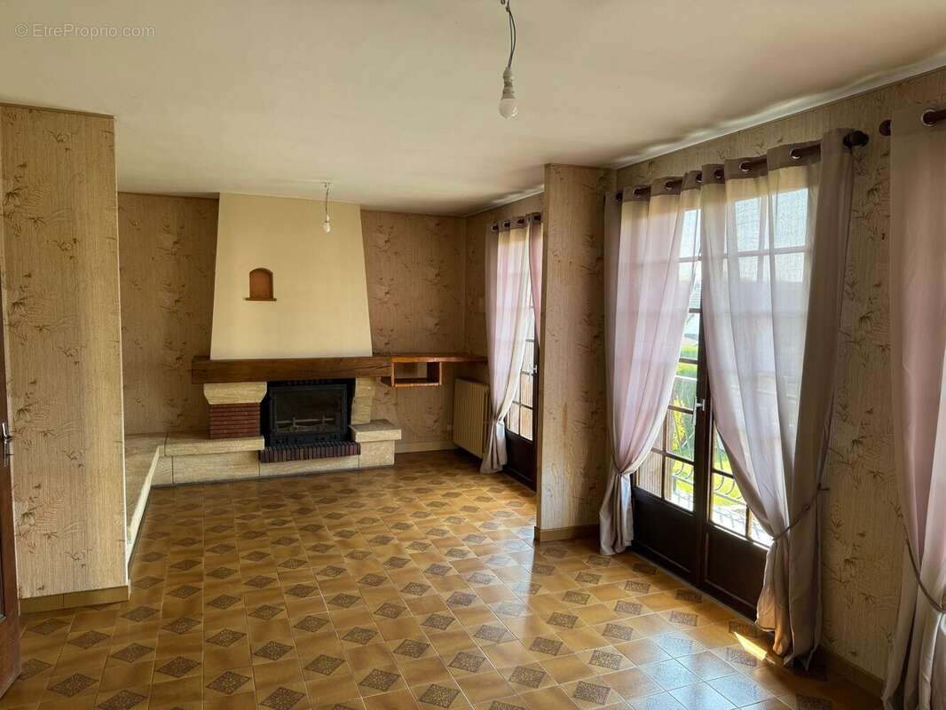 Maison à PACY-SUR-EURE