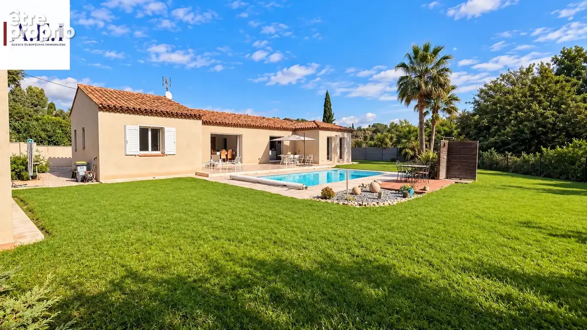 La Seyne sur mer - Fabrégas - Villa de plain-pied avec piscine & garage - photo 1
