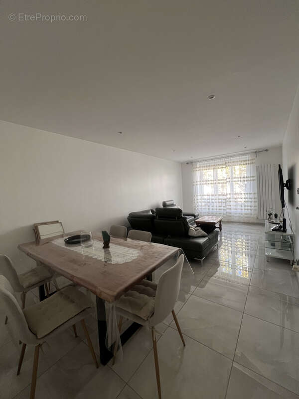 Appartement à FIRMINY