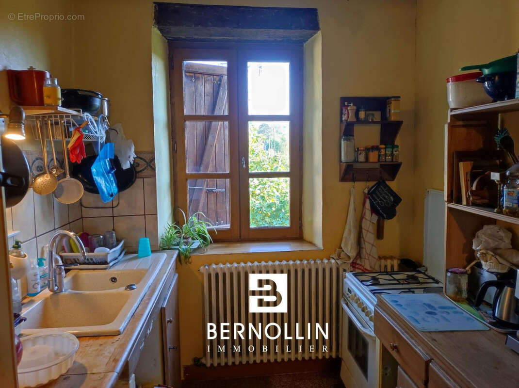 Maison à COURMANGOUX