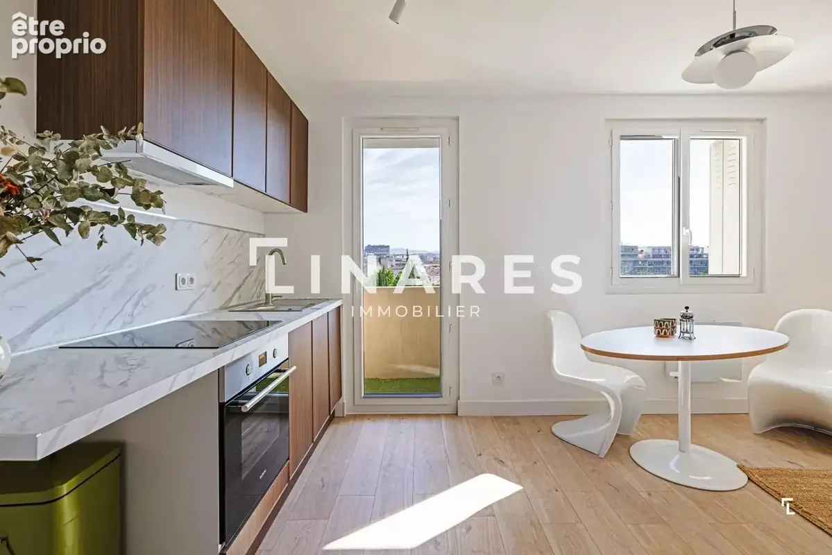 TIRIDA - Appartement  T3 de 53m² - Traversant - Balcon - Cave - 13008 Le Rouet - photo 4