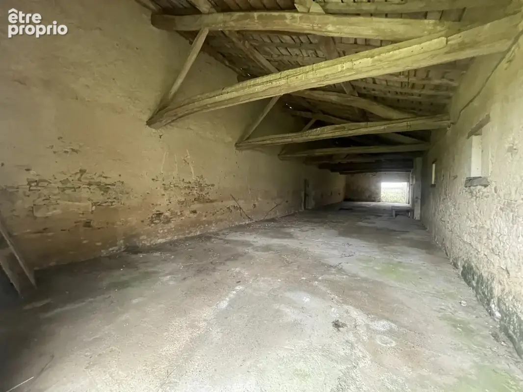 Propriété de maître à rénover – Nombreuses dépendances - photo 16