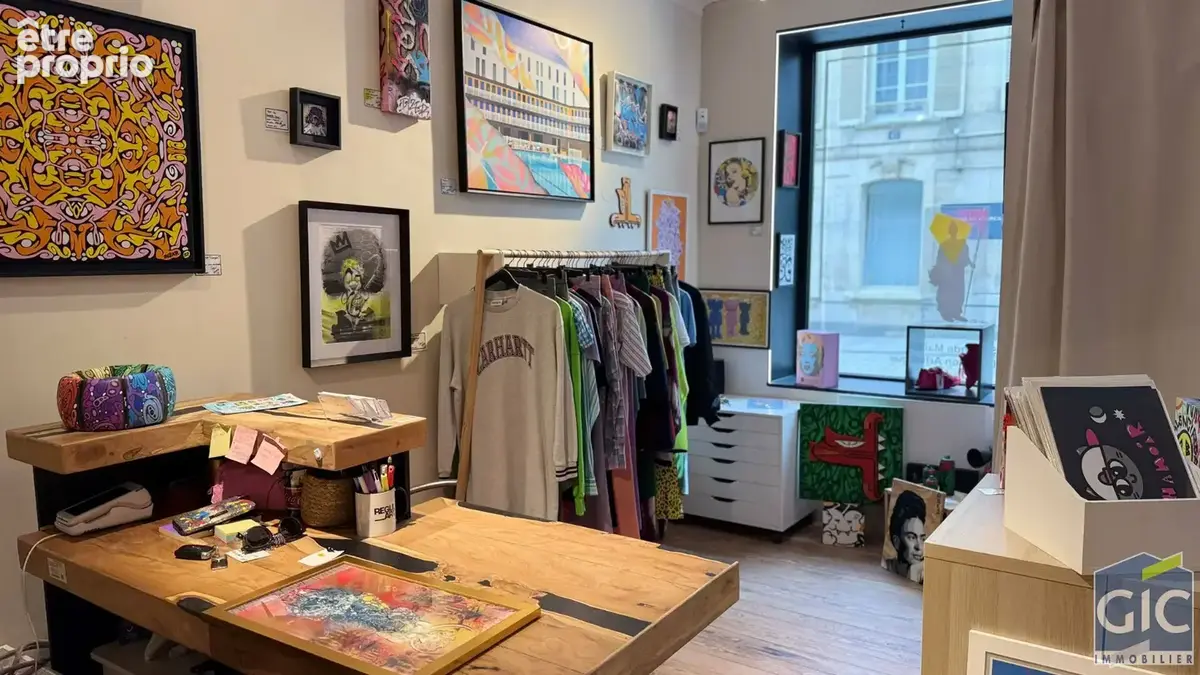 Local commercial 43 m² - photo 9