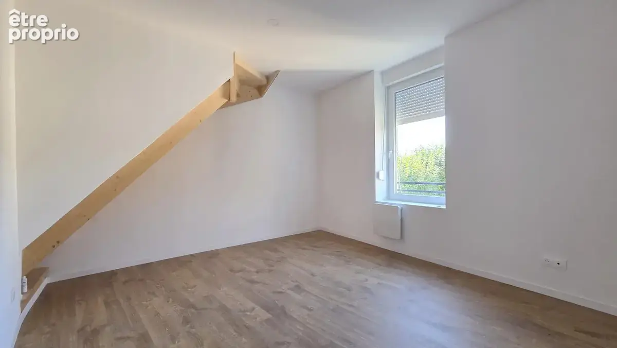 Immeuble comprenant deux logements rénovés situé à Fourmies - photo 4