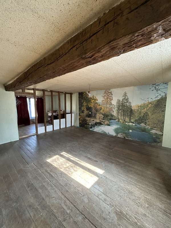 Maison à REMAUCOURT