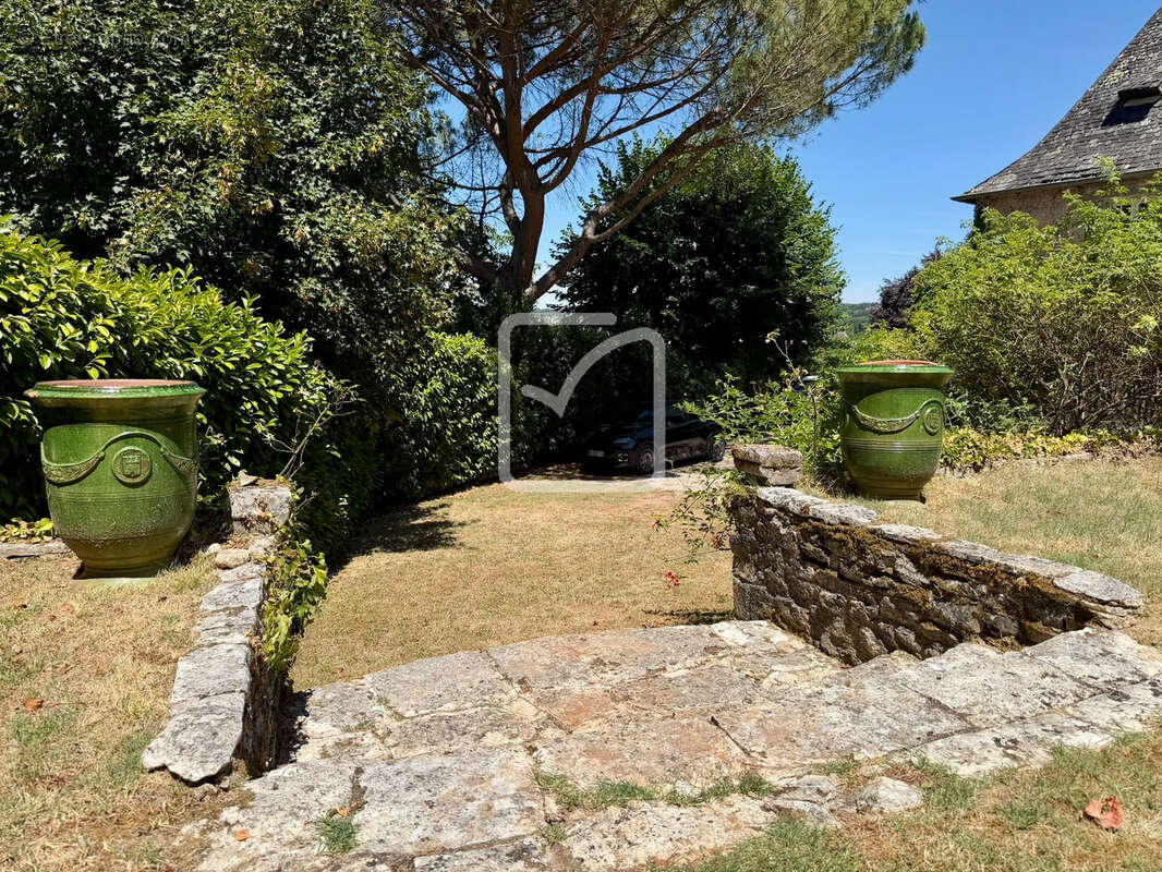 Maison à PAZAYAC