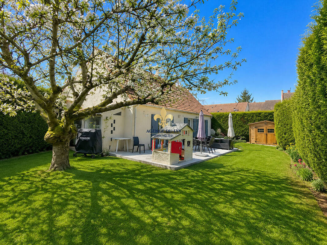 Maison à LA CHAPELLE-EN-SERVAL