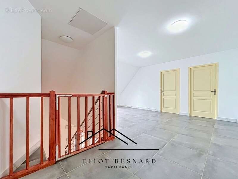 SITUÉE À CAGNY, belle maison familiale 200 m2, 6 chambres avec vie de plain-pied, au calme écoles et commerces à proximité - photo 10