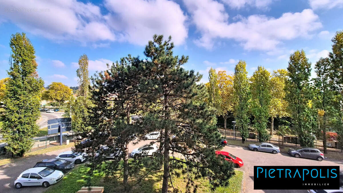 Appartement à LYON-8E