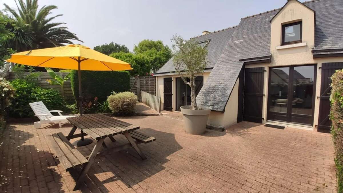 Maison à CLOHARS-CARNOET