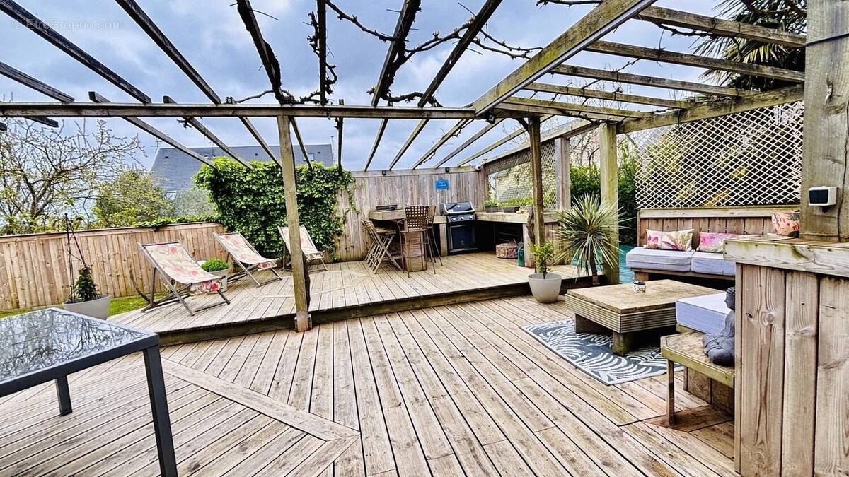 Maison à BLAINVILLE-SUR-ORNE