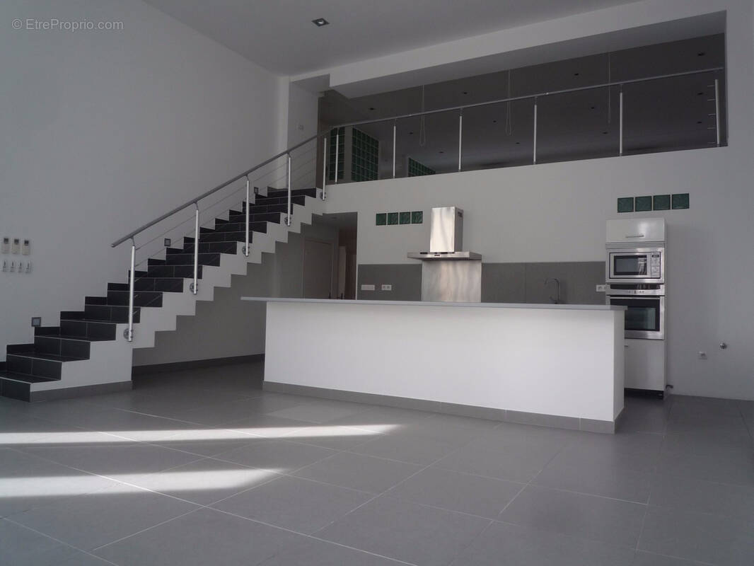 Appartement à MARSEILLE-11E